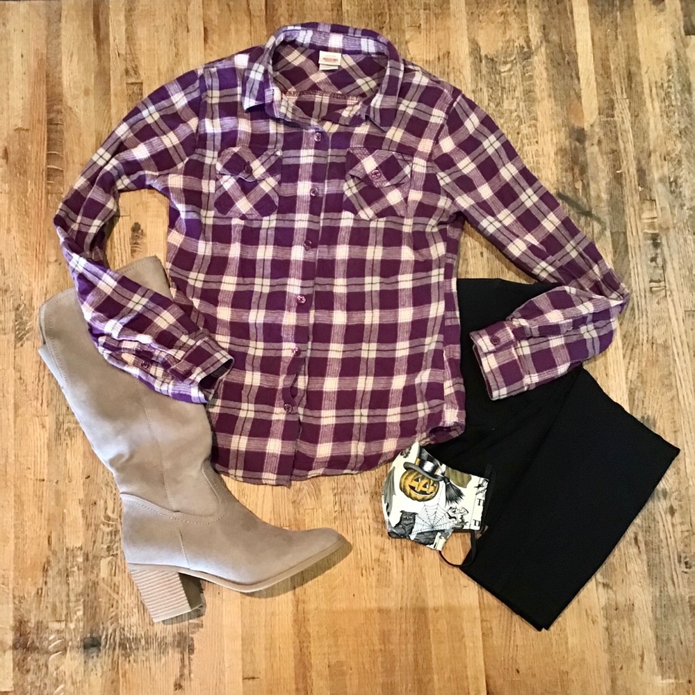 Mossimo purple plaid flannel button down top - Picture 1 of 5
